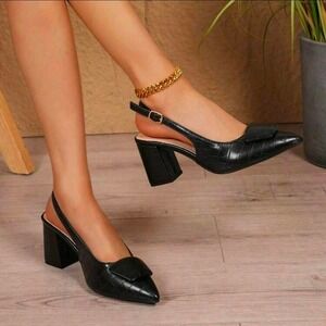 Woman'‎ Black Crocodile Embossed Slingback Block Heel Pointed Toe Pumps size 6.5